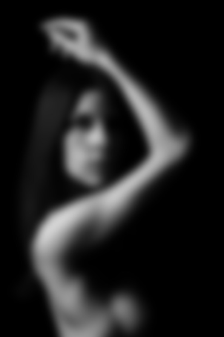 AugSelfPort_ModBlur_IMG_2052-Edit-2